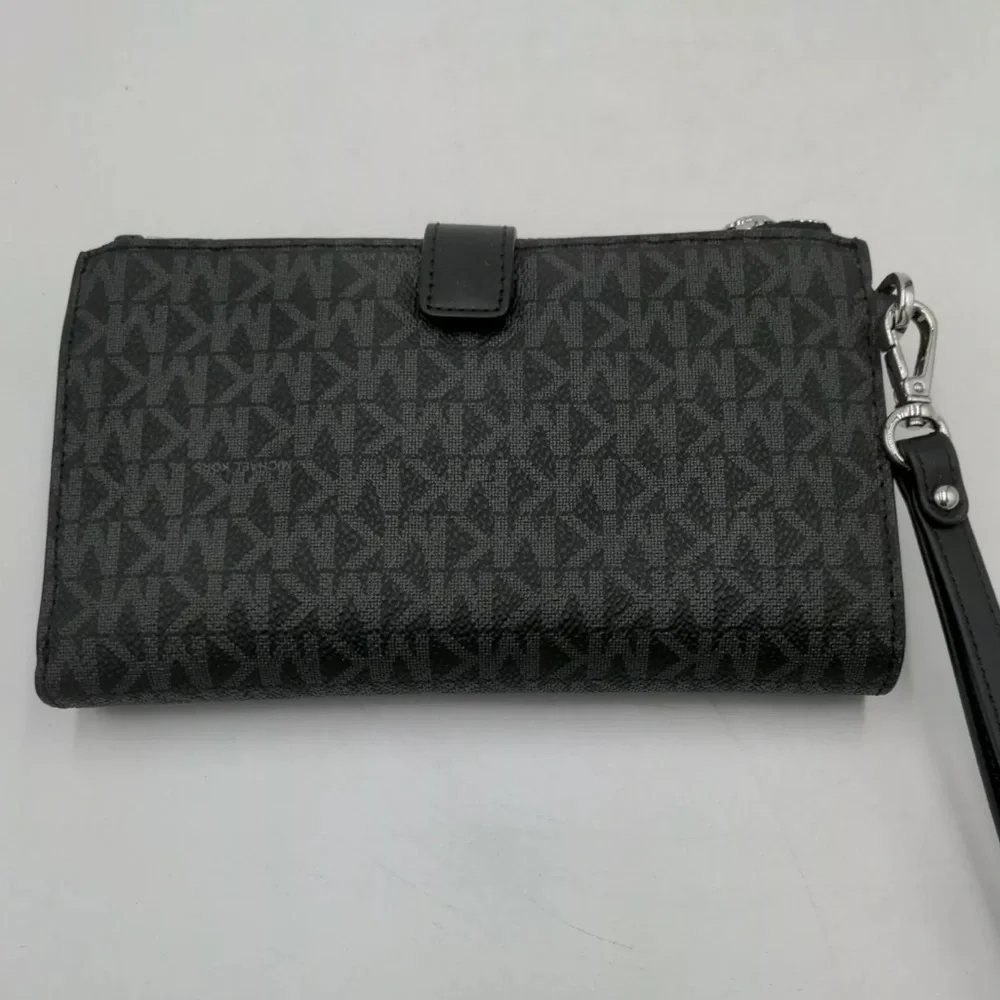 Michael Kors Jet Set Travel Double Zip
PVC Leather Wristlet Signature Black - Picture 2 of 4